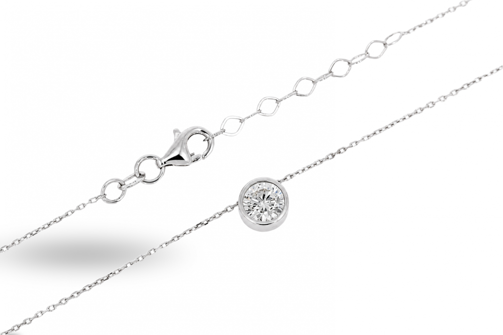 Golden chain with pendant