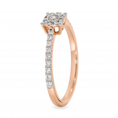 Gold ring with diamond