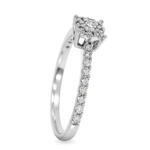 Gold ring with diamond
