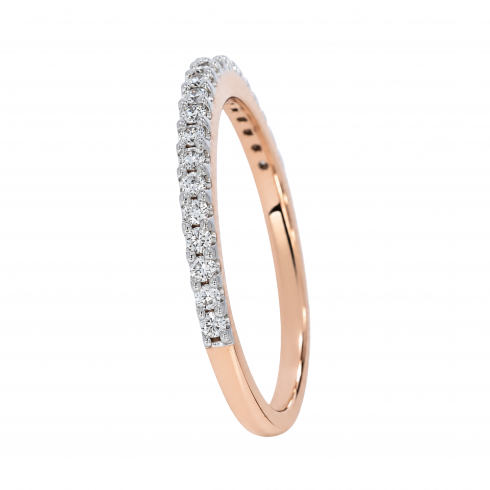 Gold ring with diamond