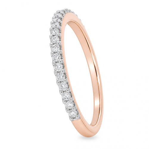 Gold ring with diamond