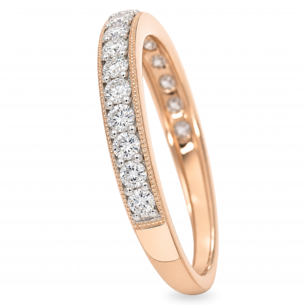 Gold ring with diamond