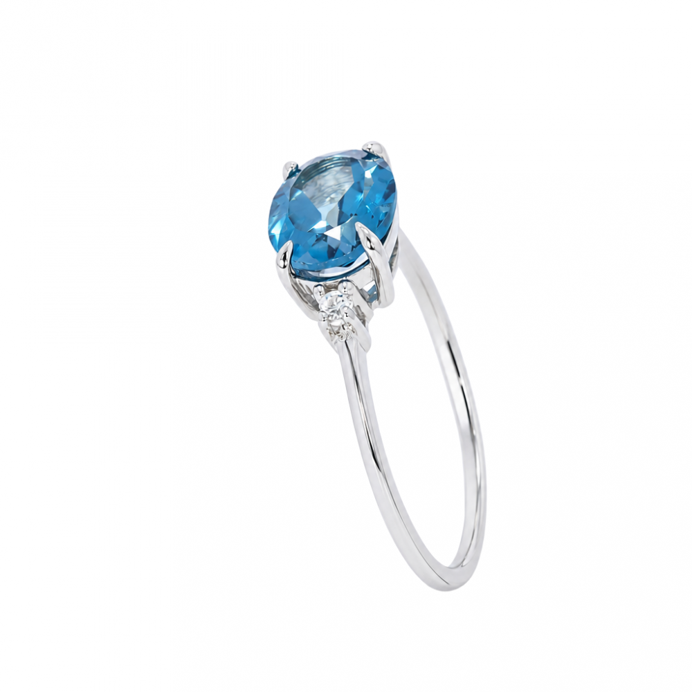 Серебряное кольцо