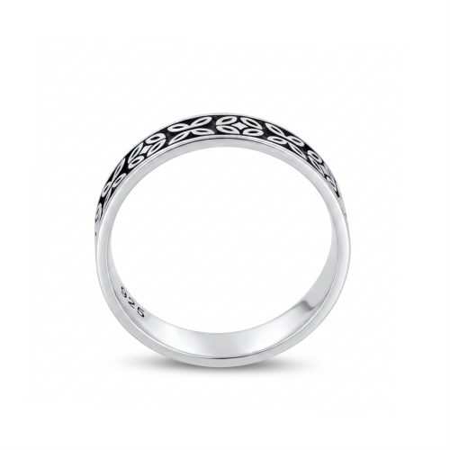 Men’s silver ring