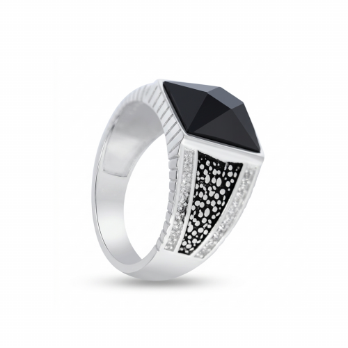 Men’s silver ring