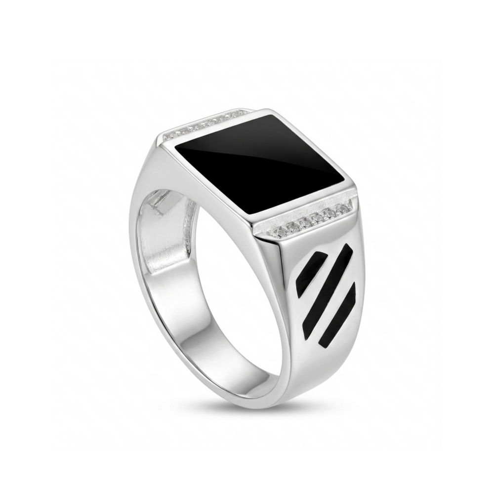 Men’s silver ring