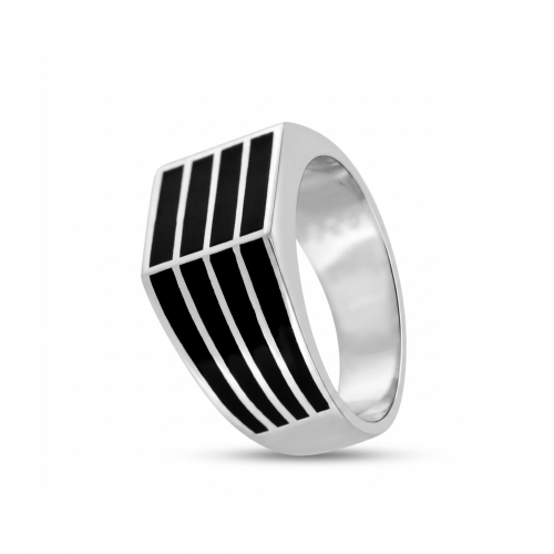 Men’s silver ring