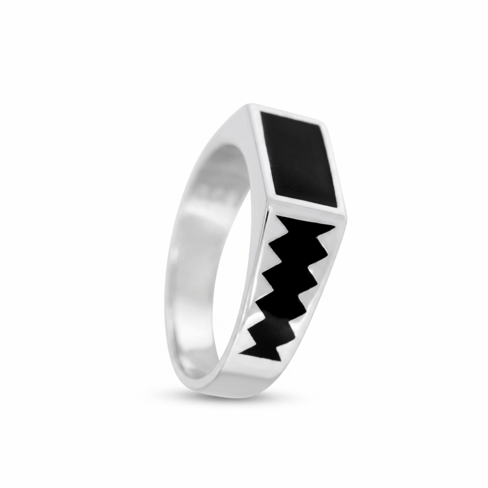 Men’s silver ring