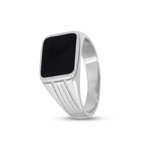 Men’s silver ring