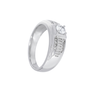 Men’s silver ring