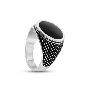 Men’s silver ring