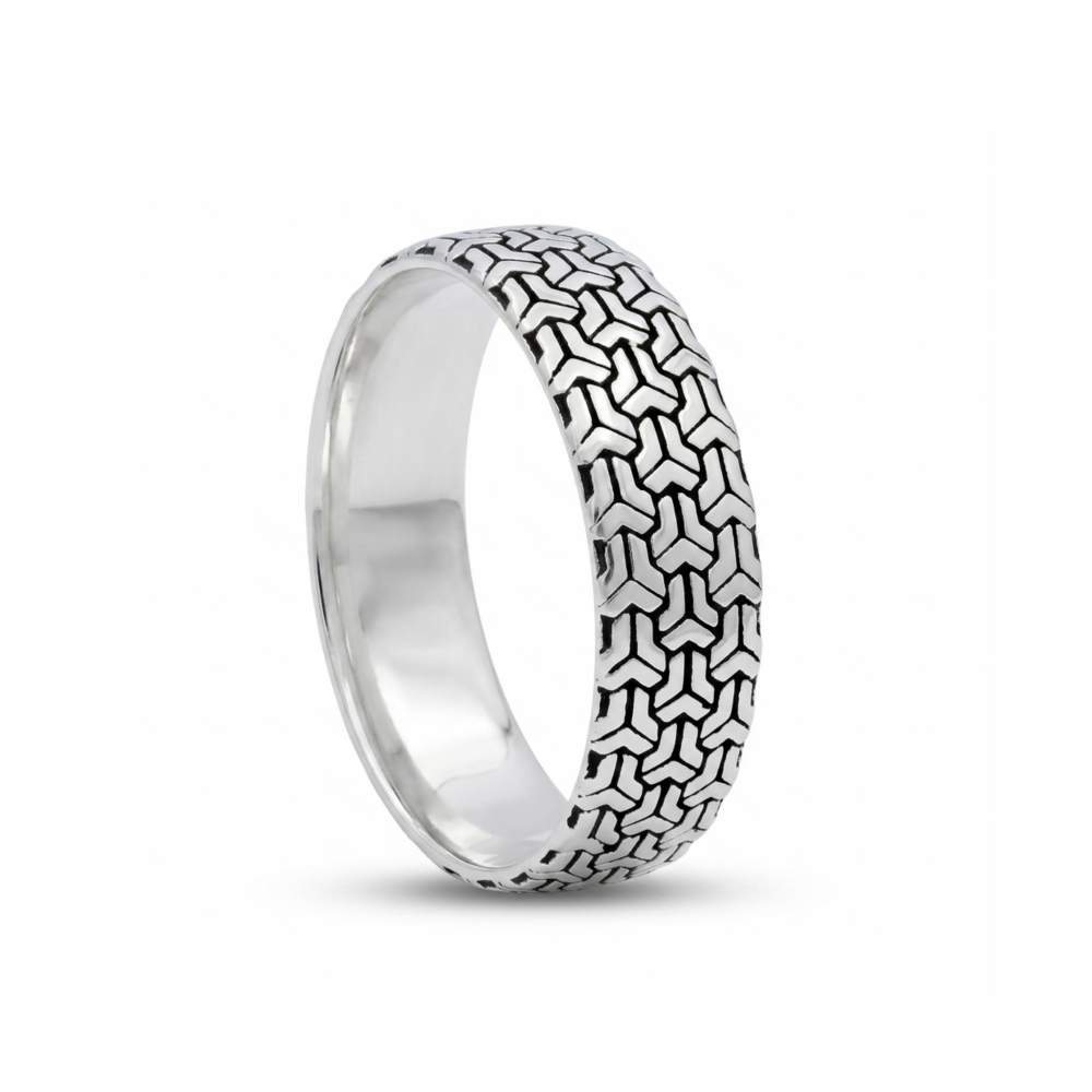 Men’s silver ring