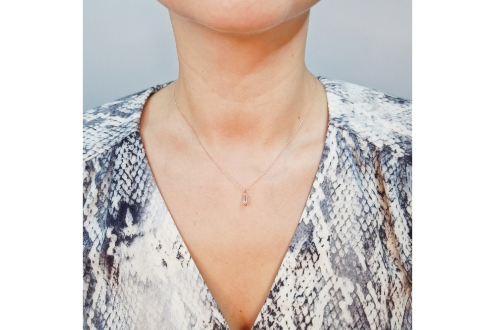 Kuldkaelakett tsirkoonidega