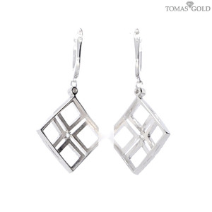 Серебряные серьги с цирконом