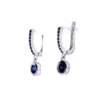 Silver earrings with zircon