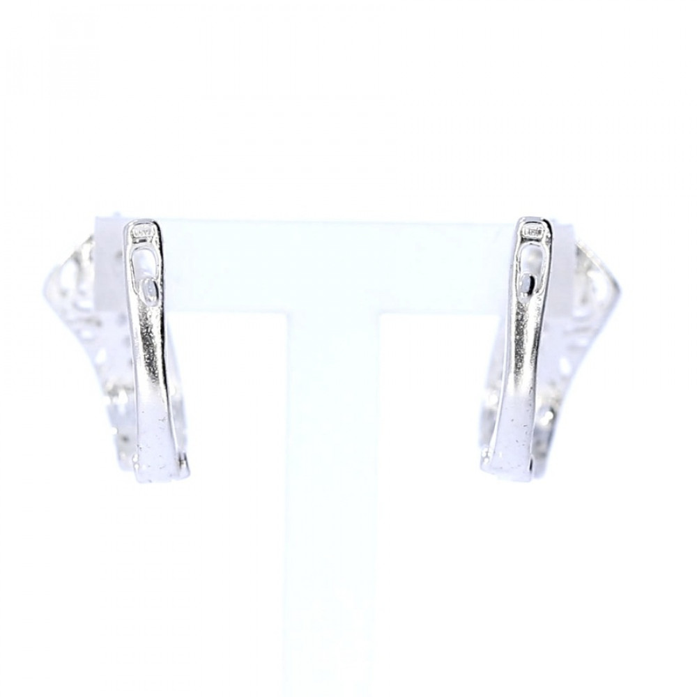 Silver earrings with zircon