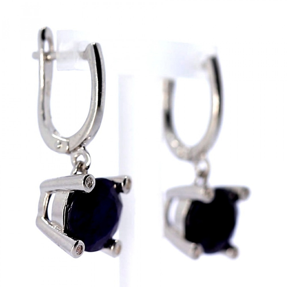 Silver earrings with corundum