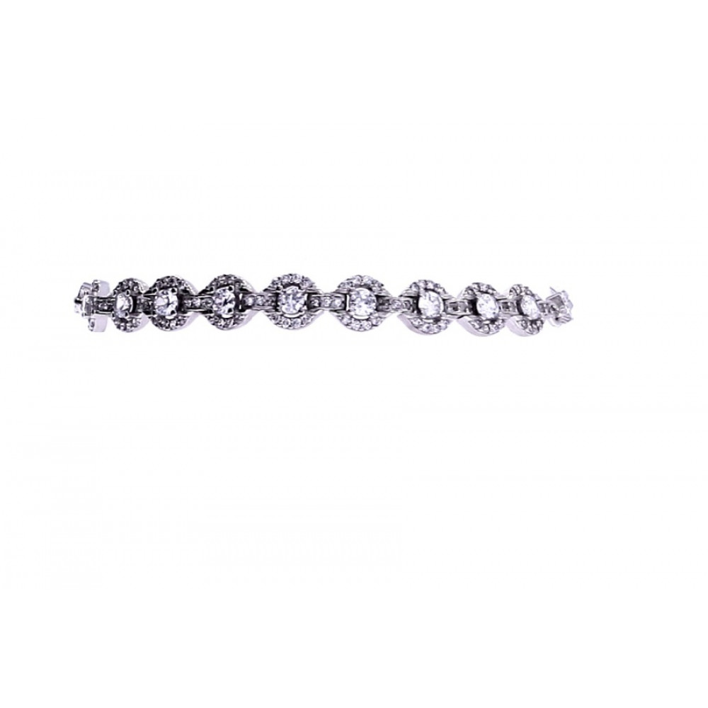 Silver bracelet with zircon