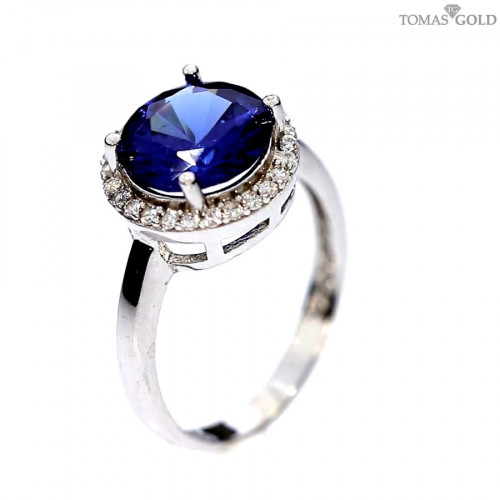 Silver ring with quartz