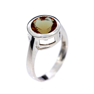 Silver ring with zultanite