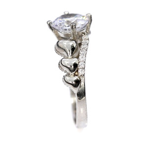 Серебряное кольцо с цирконом