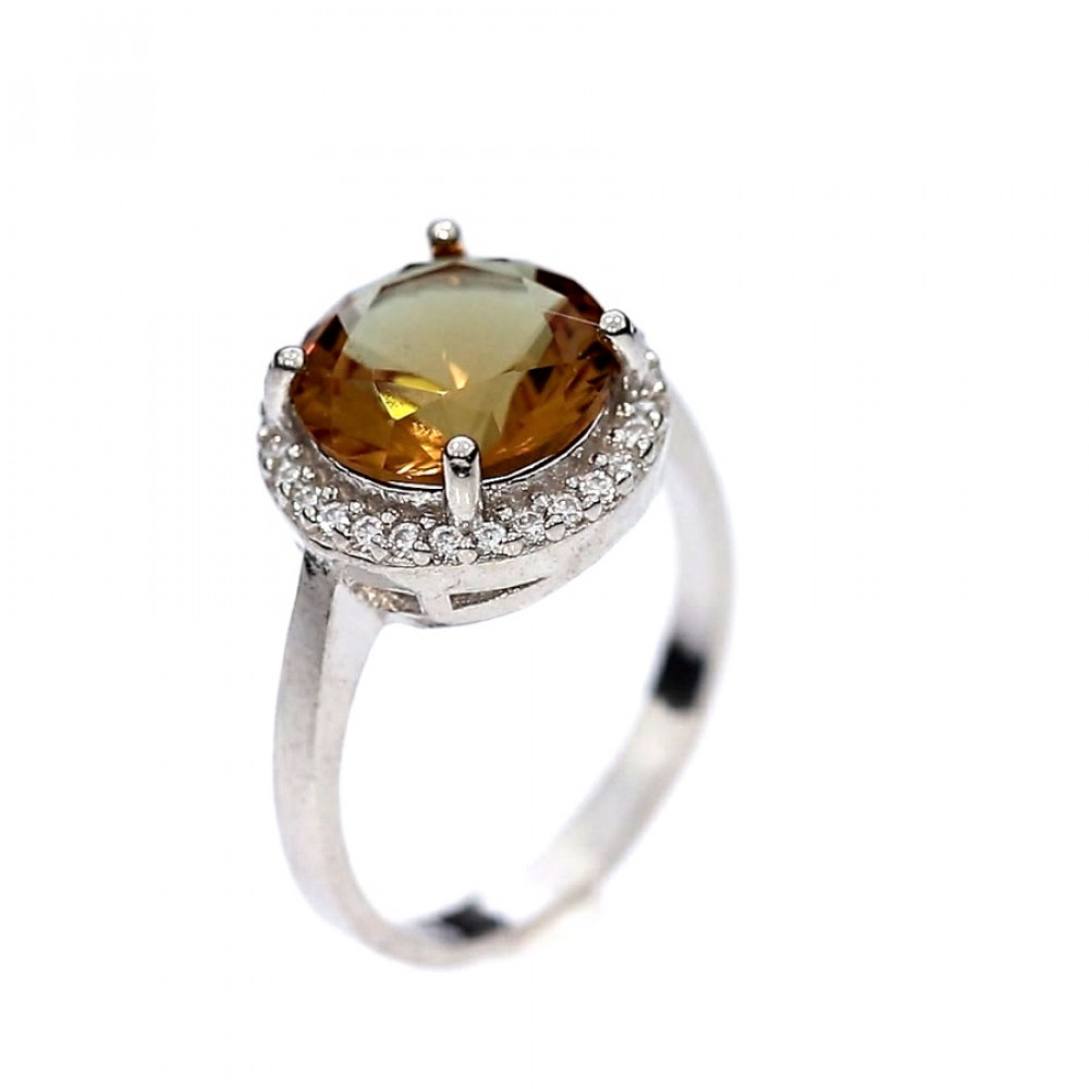 Silver ring with zultanite