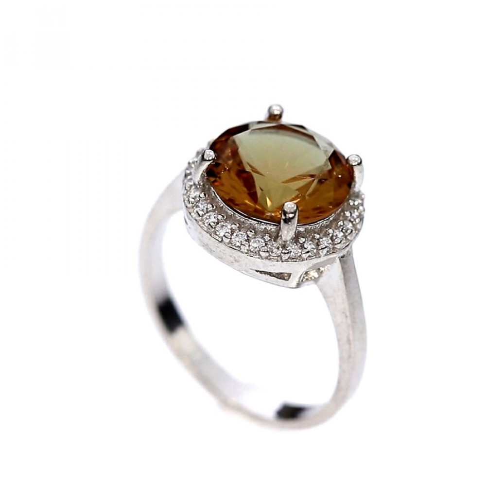 Silver ring with zultanite