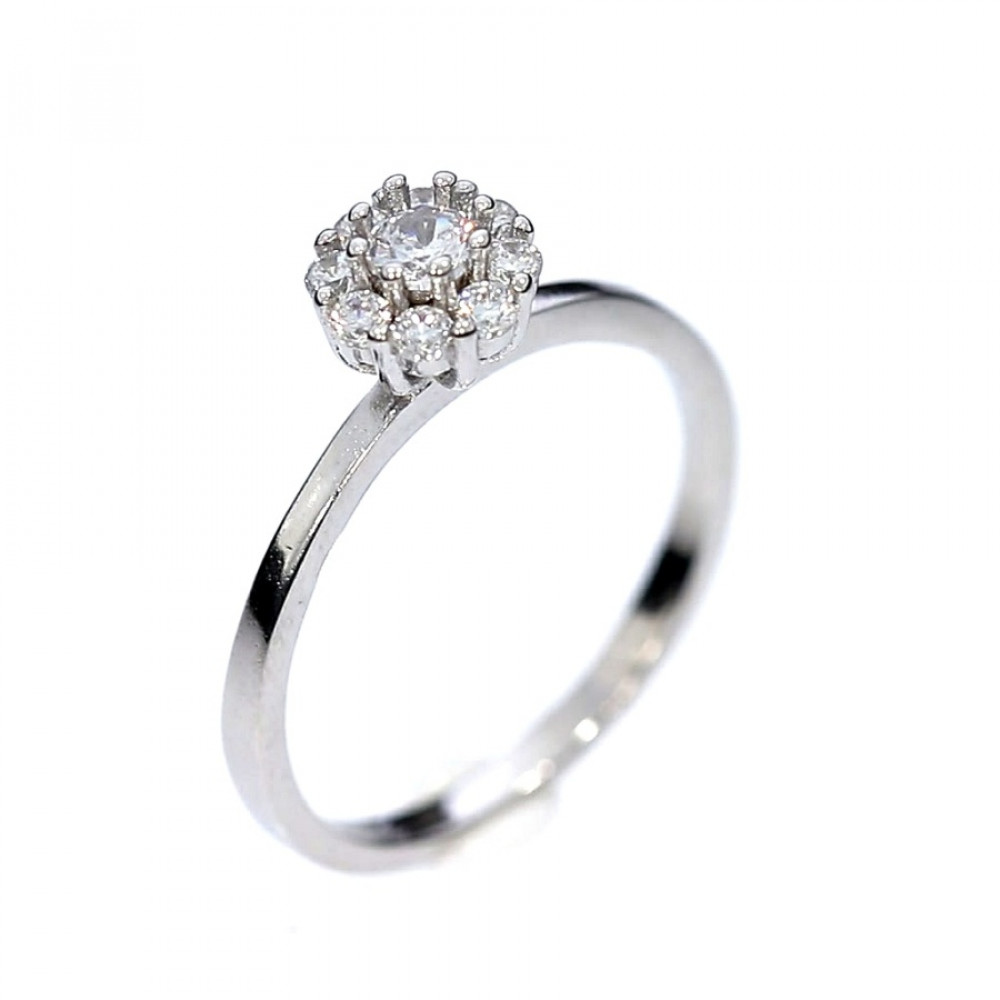 Серебряное кольцо с цирконом