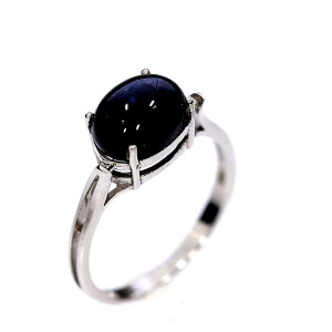 Серебряное кольцо с корундом