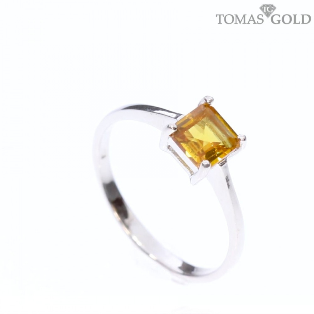 Серебряное кольцо с топазом