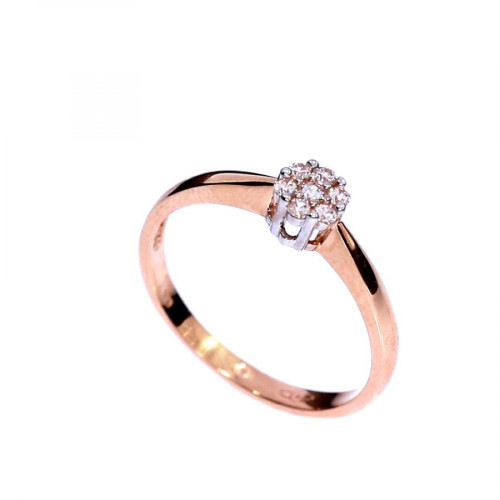 Gold ring with zircon