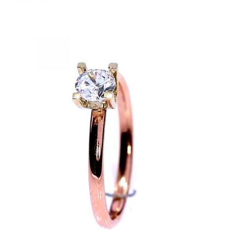 Gold ring with zircon