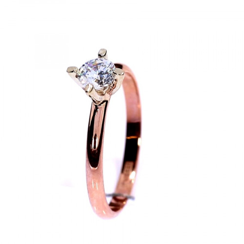 Gold ring with zircon