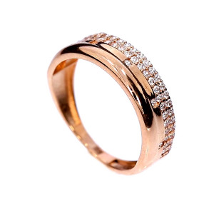 Kuldnesõrmus tsirkoonidega