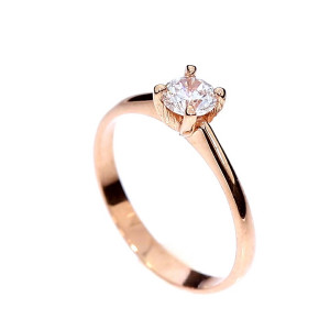 Golden ring with zircon