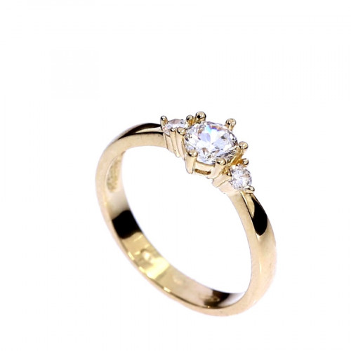 Gold ring with zircon