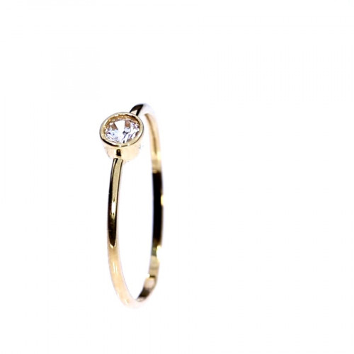 Gold ring with zircon