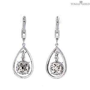 Золотый серьги с бриллиантом