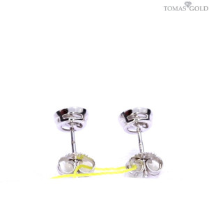 Gold earrings with diamonds