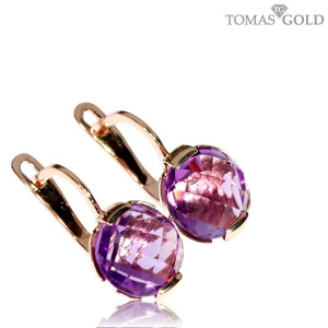 Vääriskividega kuldsed kõrvarõngad