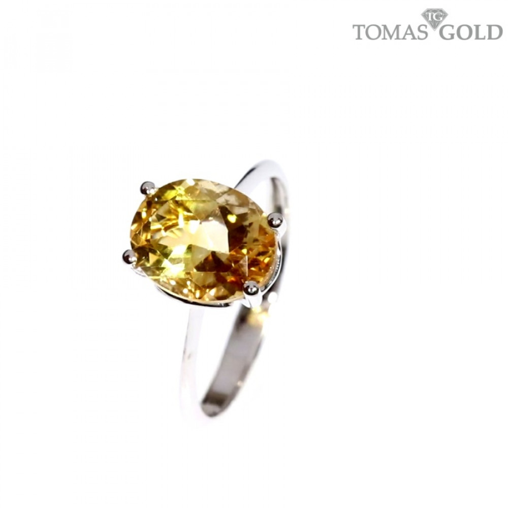 Golden ring with citrine