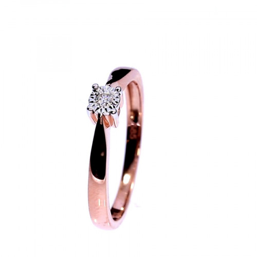 Gold ring with diamond