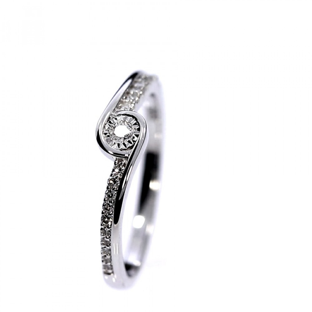 Auksinis žiedas su brangakmeniais