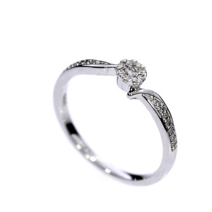 Auksinis žiedas su brangakmeniais