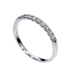 Auksinis žiedas su brangakmeniais