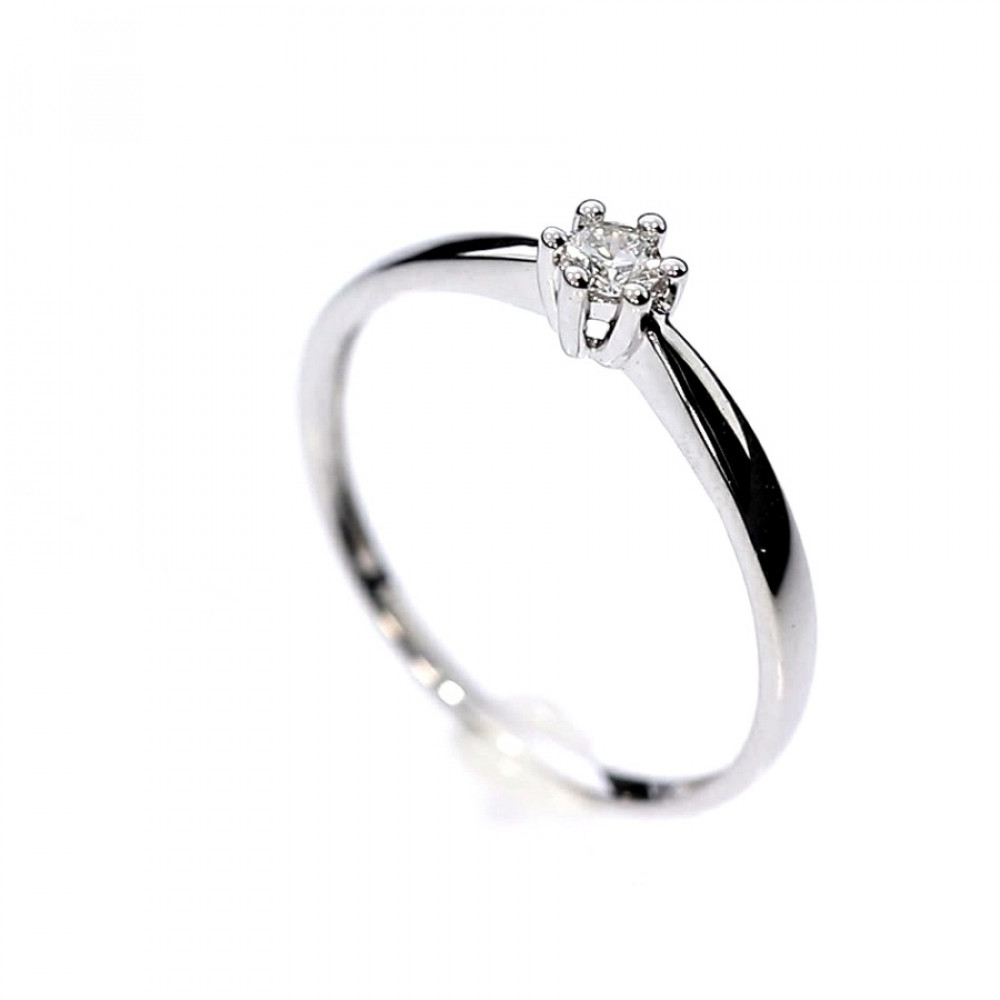 Kuldsõrmus briljandiga