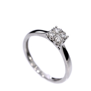 Auksinis žiedas su brangakmeniais