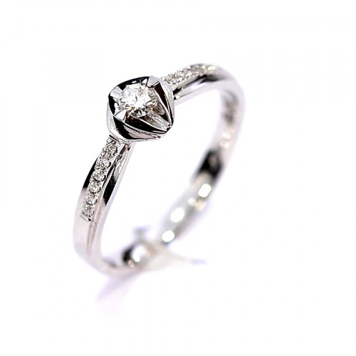 Kuldsõrmus briljantidega