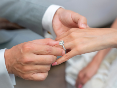 ENGAGEMENT RINGS: HOW TO CHOOSE?
