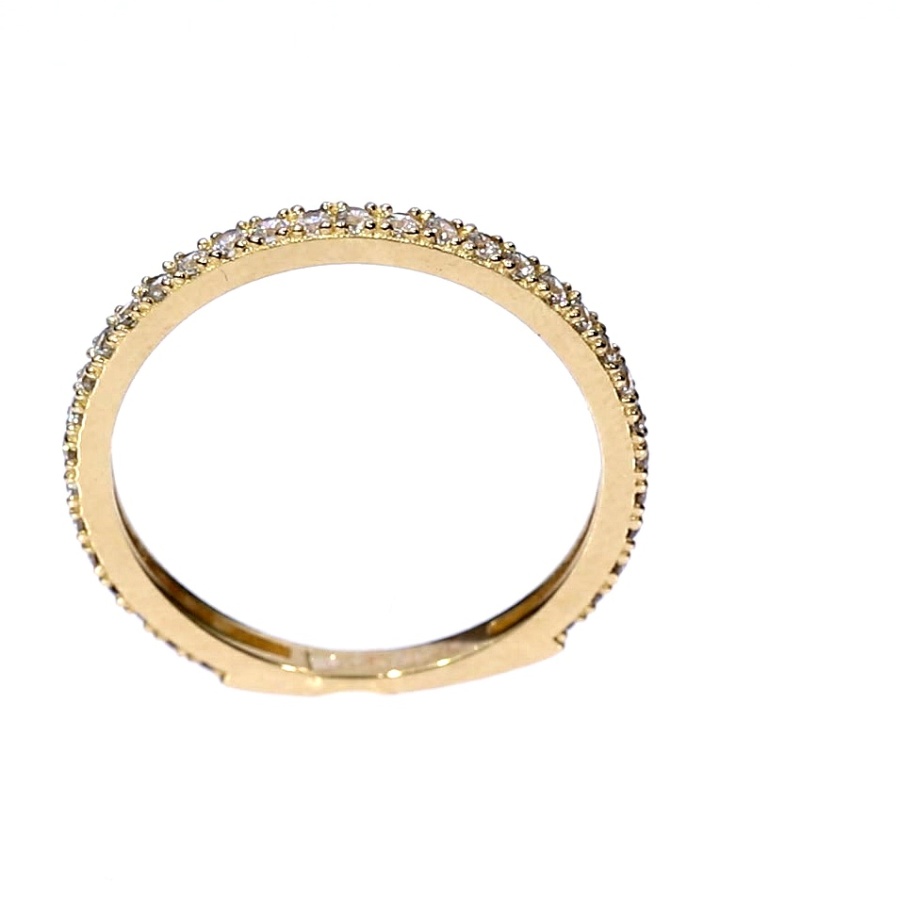 Golden ring with zircon